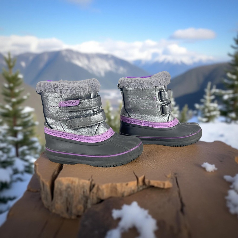 London Fog Girls 8 Silver Purple Faux Fur Lined Snow Boots Hook & Loop